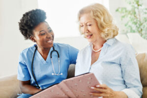 a nurse answers a senior after they ask "what is memory care?"